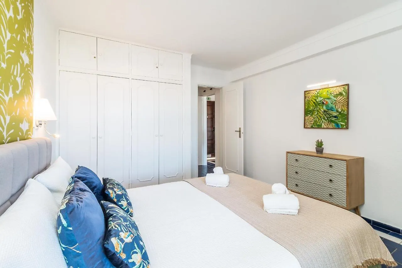 Apartment Window Paradise By Alzira Albufeira